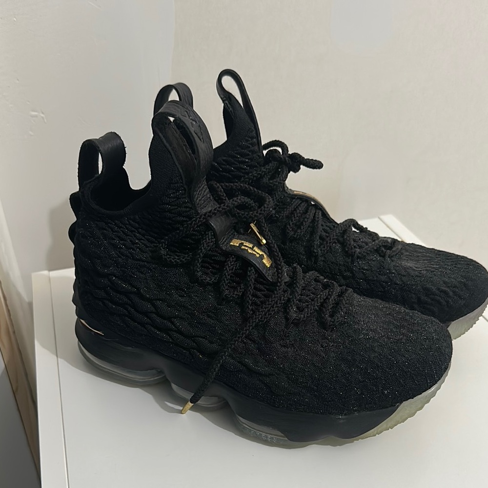 Nike Men's Black Athletic Shoes